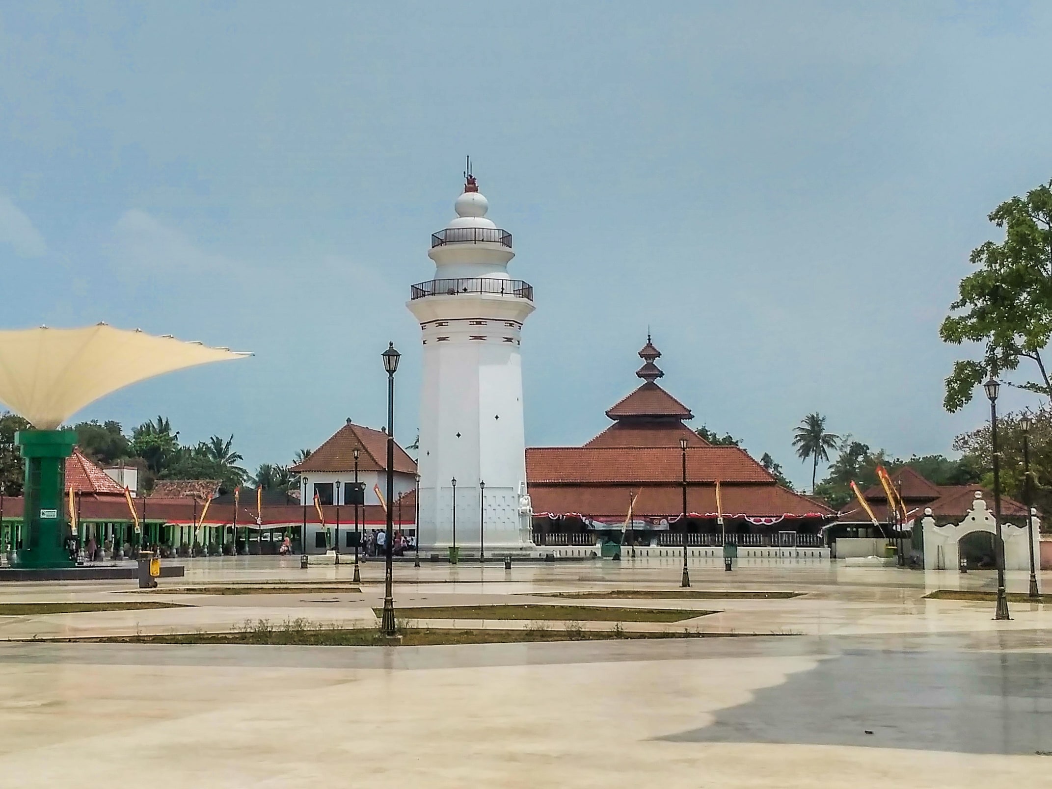 5 Wisata Religi di Banten yang AntiMainstream  OYO Indonesia Blog