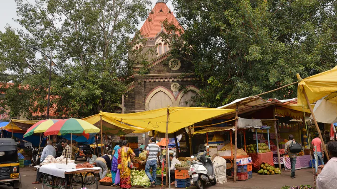 12 Best Shopping Places In Pune - Street Shopping & Market Places