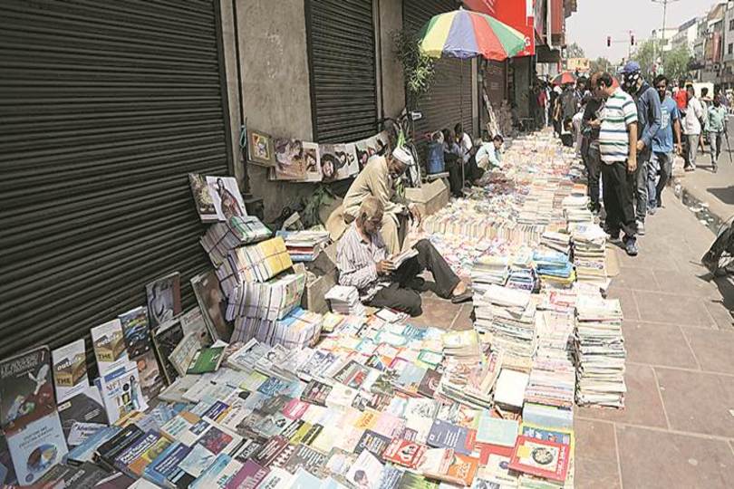 book market in daryaganj